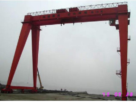 臺(tái)州楓葉海運(yùn)船廠(chǎng)ME100+100/10t-36m造船門(mén)式起重機(jī)